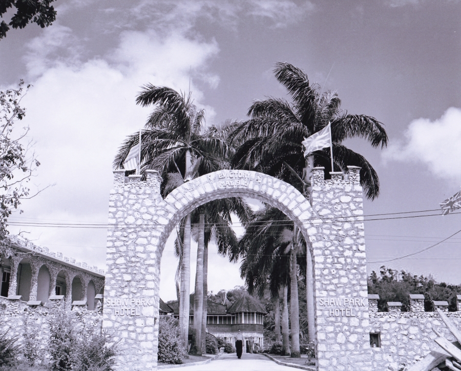 shaw park entrance