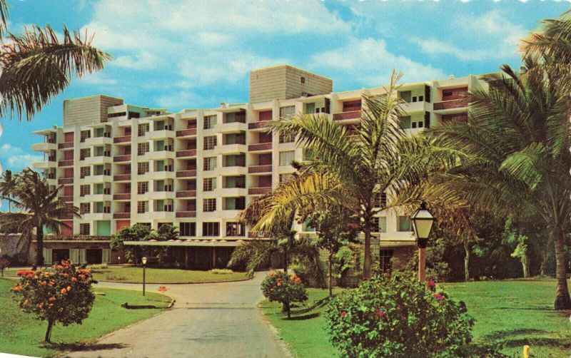 Jamaica Hilton W55